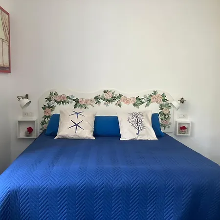 Striano Boutique Gæstehus Capri