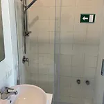 בית הארחה Striano Boutique קאפרי
