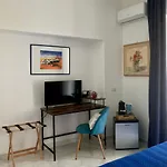 Striano Boutique Pensionat 4*