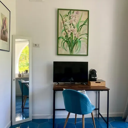 Pensión Striano - - Garden&art